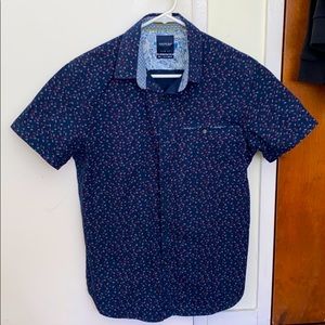 Short Sleeve Buttoned Down shirt